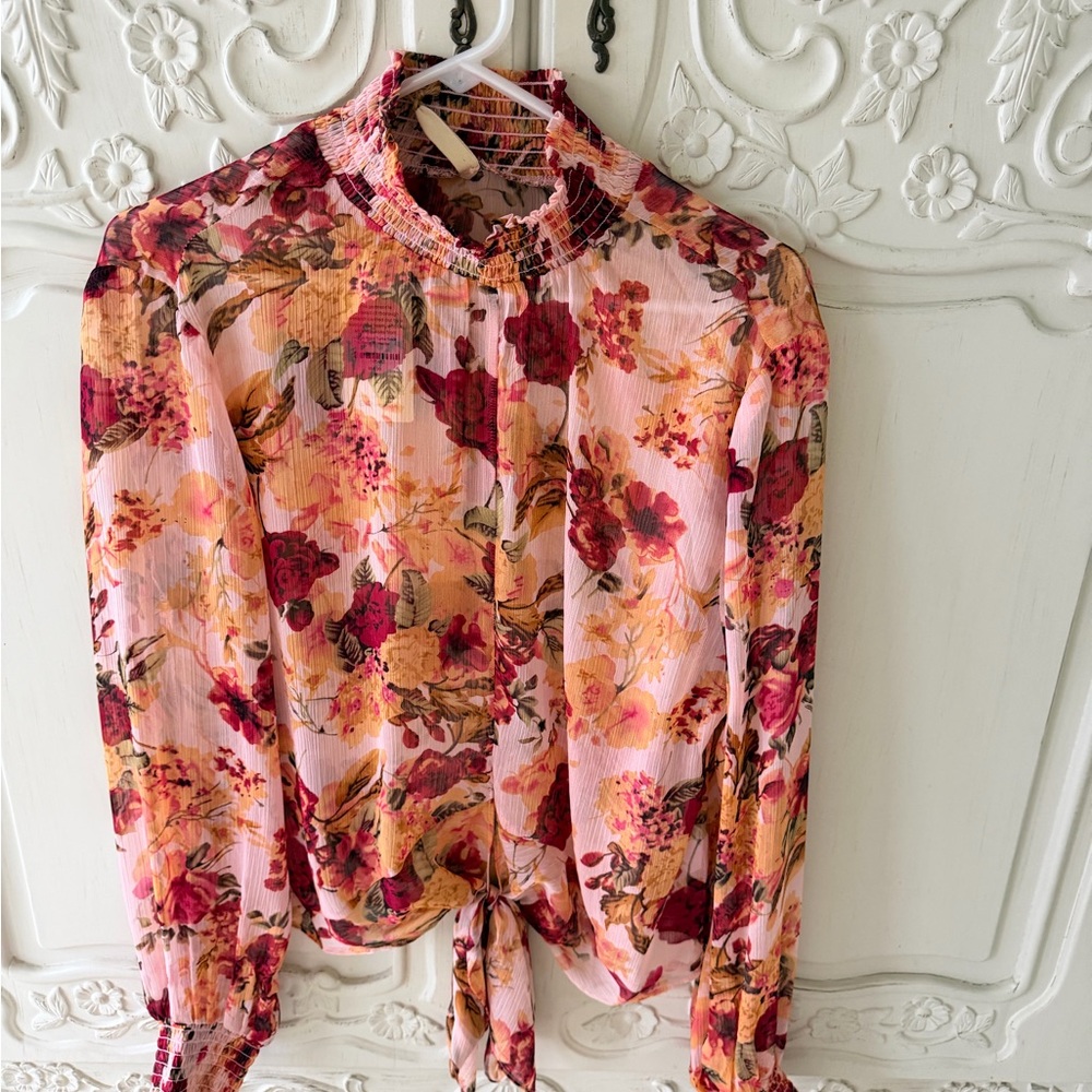 NWT Elan Shear Floral Pink Blouse